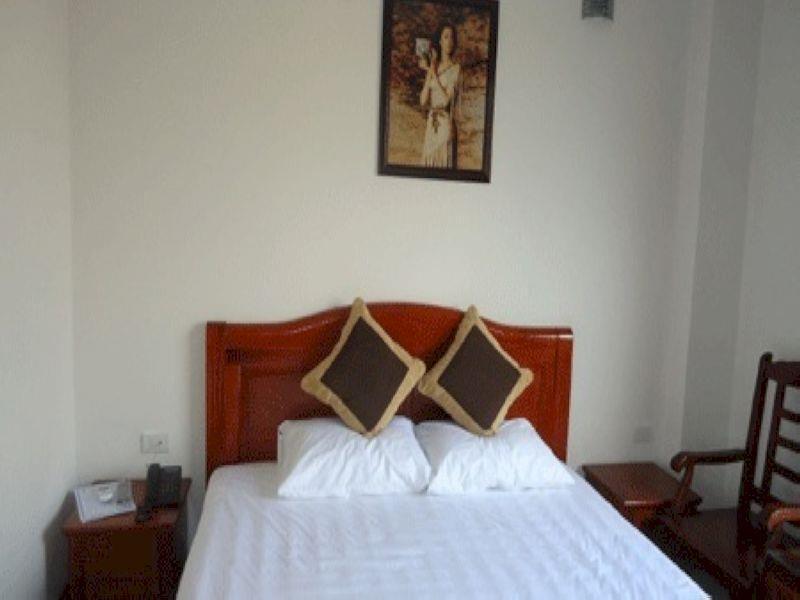 Vuong Hoan 2 Hotel Vinh Exterior photo